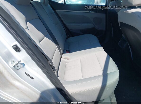 5NPD84LFXJH267832 2018 HYUNDAI ELANTRA Silver VIN sticker view