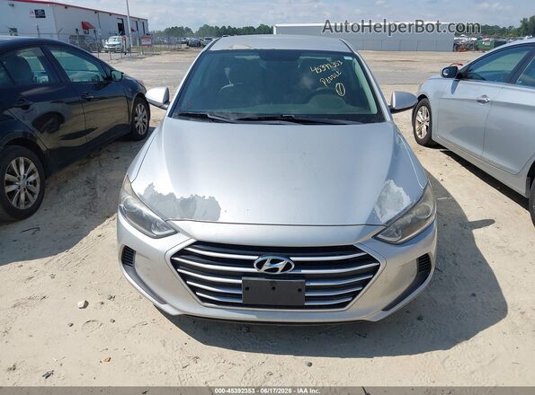 5NPD84LFXJH267832 2018 HYUNDAI ELANTRA Silver Rear interior view