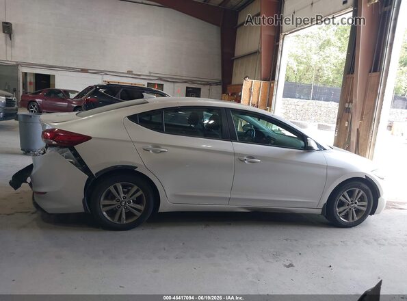 5NPD84LFXJH274716 2018 HYUNDAI ELANTRA Серый Вид задней части салона