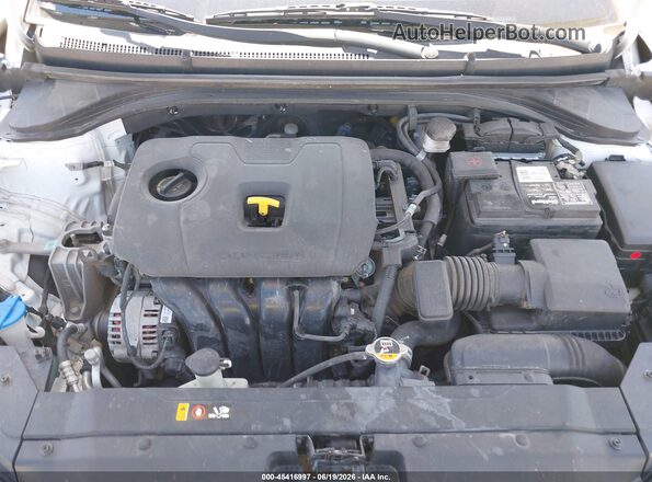 5NPD84LFXLH569043 2020 HYUNDAI ELANTRA Белый Вид сзади