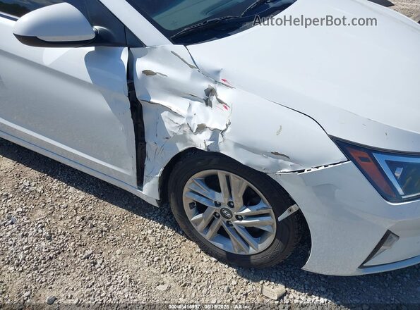 5NPD84LFXLH569043 2020 HYUNDAI ELANTRA Белый Вид спереди