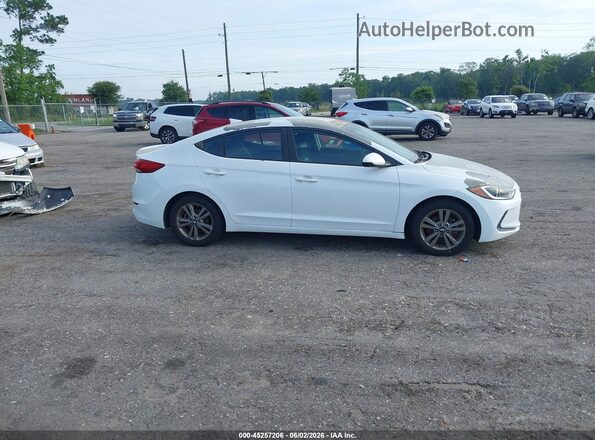 5NPD84LS7JH246937 2018 HYUNDAI ELANTRA White უკანა სალონის ხედი