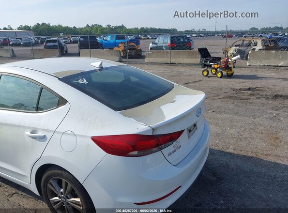 5NPD84LS7JH246937 2018 HYUNDAI ELANTRA White 