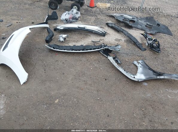 5NPD94LA9HH075507 2017 HYUNDAI ELANTRA White Առջևի վահանակի տեսք