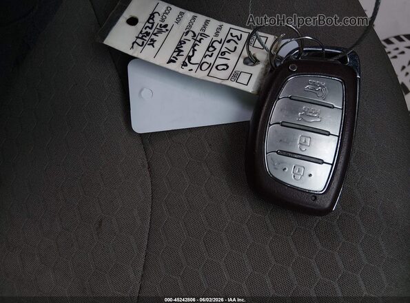 5NPD94LA9LH602342 2020 HYUNDAI ELANTRA Серебряный Вид панели приборов
