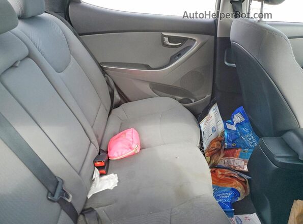 5NPDH4AE0GH652853 2016 HYUNDAI ELANTRA Серебряный Вид задних сидений