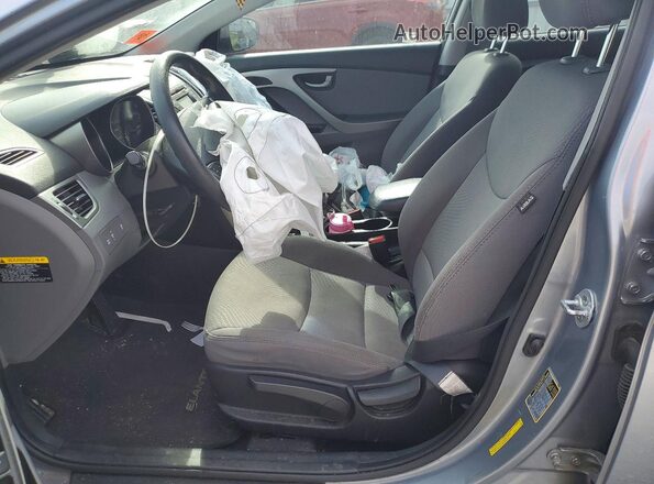 5NPDH4AE0GH652853 2016 HYUNDAI ELANTRA Серебряный Вид салона спереди