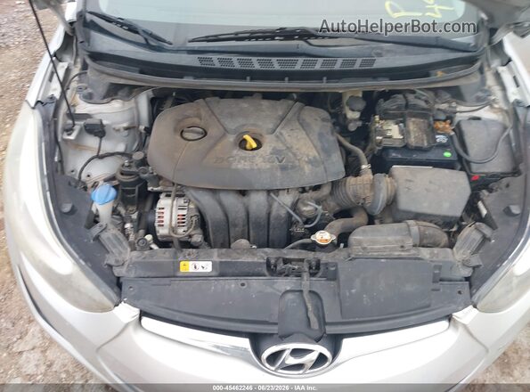 5NPDH4AE0GH714042 2016 HYUNDAI ELANTRA Серебряный Вид сзади