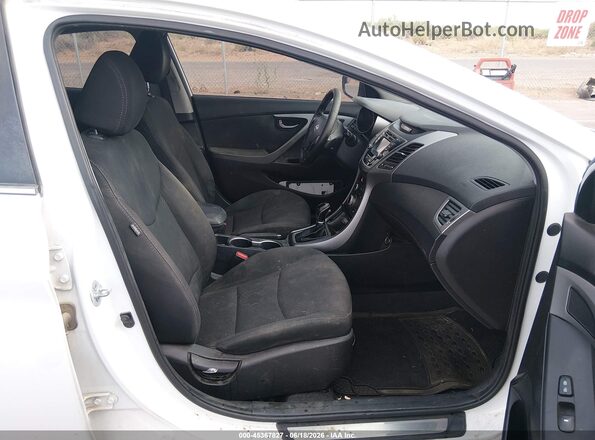 5NPDH4AE1GH670939 2016 HYUNDAI ELANTRA White Widok wnętrza z przodu