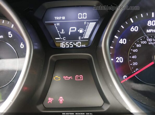 5NPDH4AE1GH677096 2016 HYUNDAI ELANTRA Red Widok tylnych siedzeń