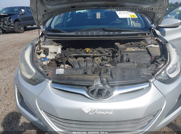 5NPDH4AE2GH718867 2016 HYUNDAI ELANTRA Серебряный Вид сзади