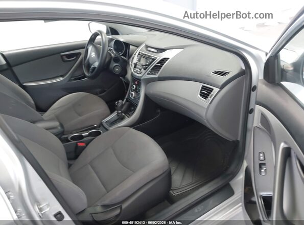 5NPDH4AE2GH726113 2016 HYUNDAI ELANTRA Silver 
