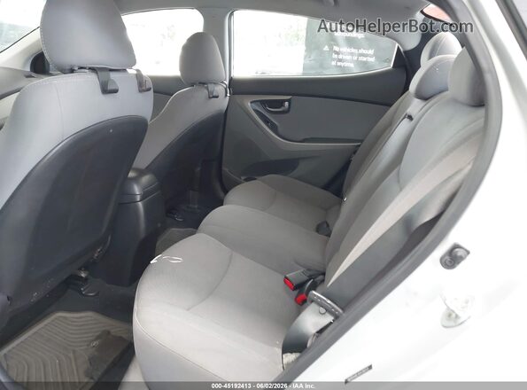 5NPDH4AE2GH726113 2016 HYUNDAI ELANTRA Silver 