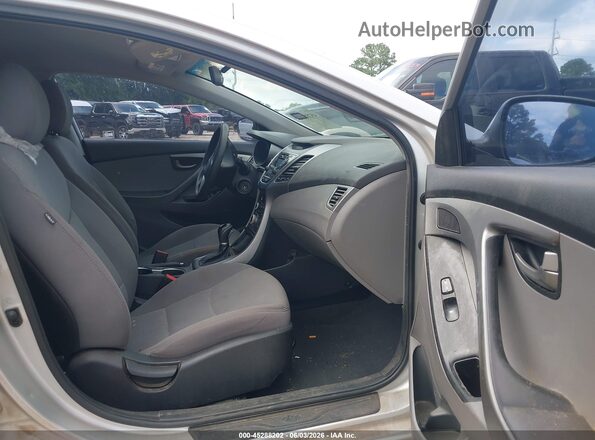 5NPDH4AE2GH730470 2016 HYUNDAI ELANTRA Silver 
