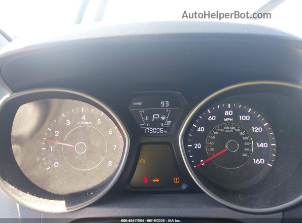 5NPDH4AE2GH735538 2016 HYUNDAI ELANTRA Silver Вид задніх сидінь