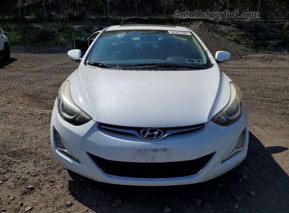 5NPDH4AE2GH735992 2016 HYUNDAI ELANTRA White 