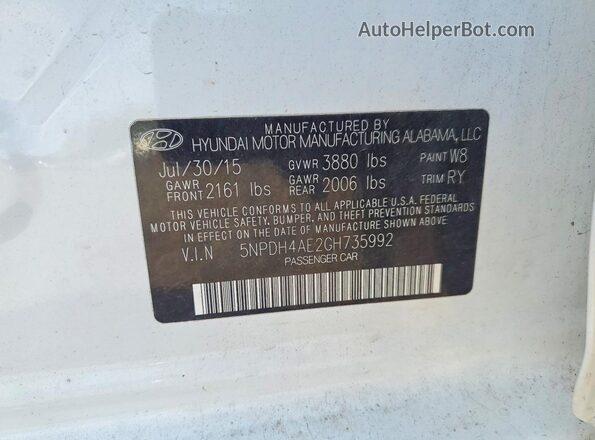 5NPDH4AE2GH735992 2016 HYUNDAI ELANTRA White 