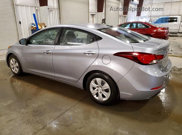 5NPDH4AE3GH686060 2016 HYUNDAI ELANTRA Silver 
