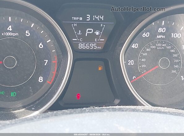 5NPDH4AE3GH746936 2016 HYUNDAI ELANTRA Gray უკანა სავარძლების ხედი