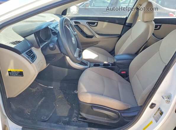 5NPDH4AE3GH789415 2016 HYUNDAI ELANTRA White 