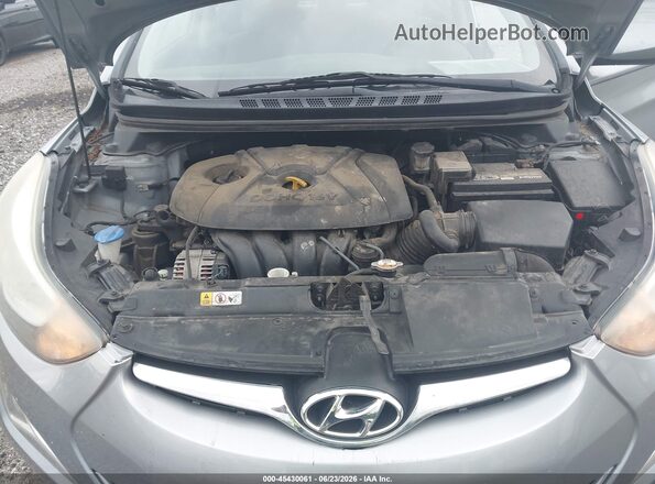 5NPDH4AE4GH659739 2016 HYUNDAI ELANTRA Silver Հետևի տեսք