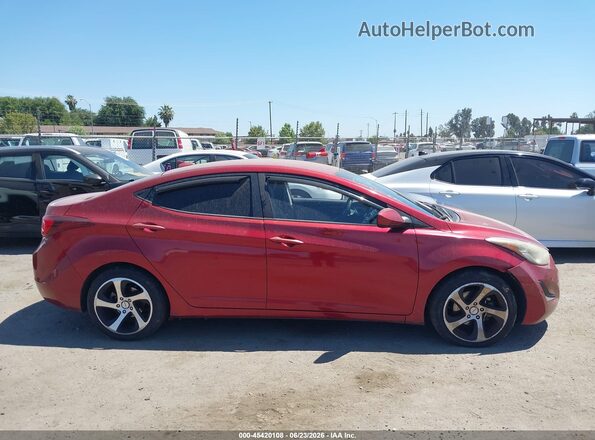 5NPDH4AE4GH686035 2016 HYUNDAI ELANTRA Red Rear interior view