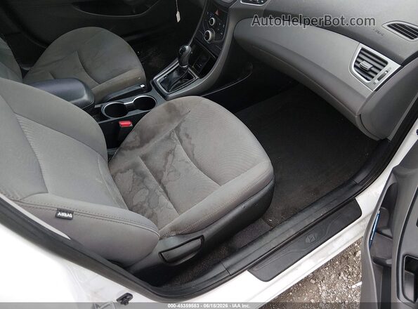5NPDH4AE4GH690439 2016 HYUNDAI ELANTRA White Widok wnętrza z przodu