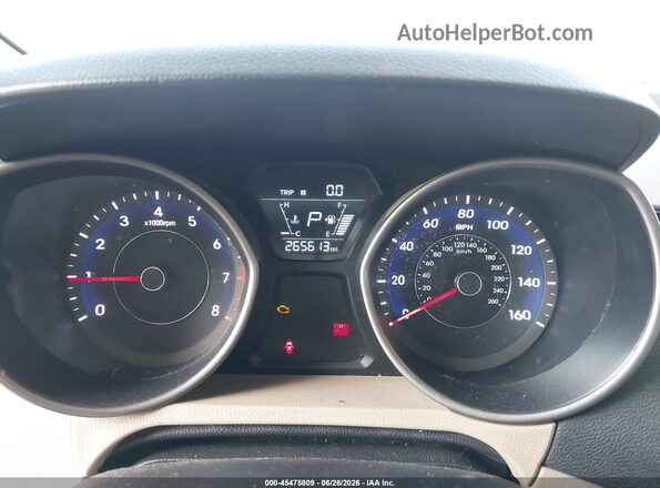 5NPDH4AE4GH695124 2016 HYUNDAI ELANTRA Gold Vista de los asientos traseros