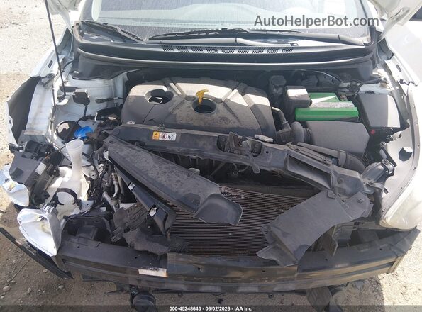 5NPDH4AE4GH718384 2016 HYUNDAI ELANTRA White Հետևի տեսք