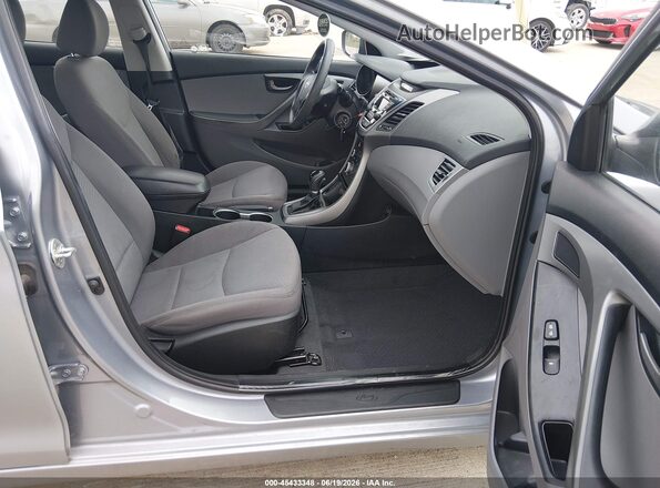5NPDH4AE4GH741535 2016 HYUNDAI ELANTRA Gray Вид салону спереду