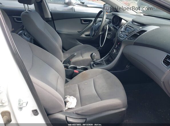 5NPDH4AE4GH765818 2016 HYUNDAI ELANTRA White Front interior view