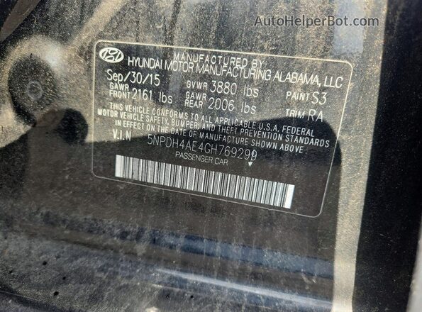 5NPDH4AE4GH769299 2016 HYUNDAI ELANTRA Black Widok komory silnika