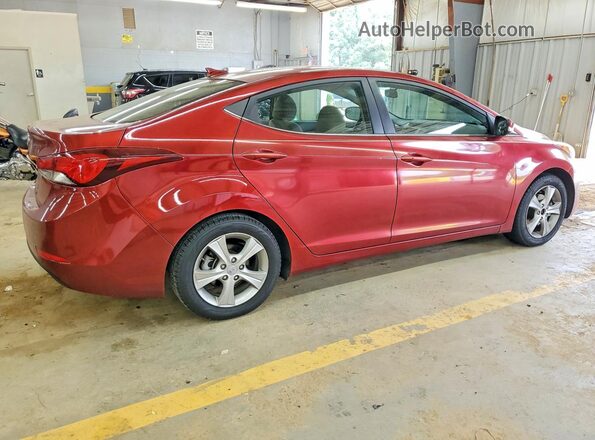 5NPDH4AE4GH769562 2016 HYUNDAI ELANTRA Красный Задняя правая четверть