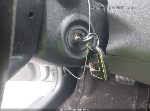 5NPDH4AE5GH667025 2016 HYUNDAI ELANTRA Silver Widok deski rozdzielczej