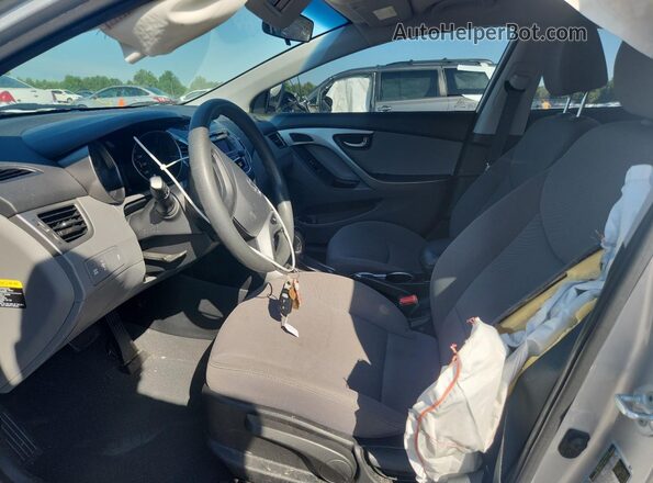 5NPDH4AE5GH682995 2016 HYUNDAI ELANTRA Silver Vista interior delantera
