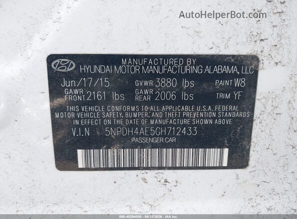 5NPDH4AE5GH712433 2016 HYUNDAI ELANTRA Белый Вид подкапотного пространства