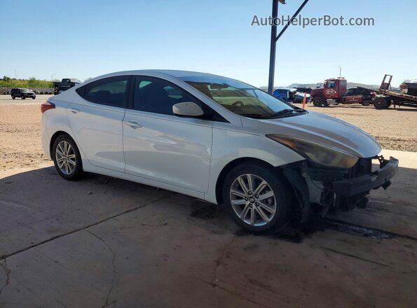 5NPDH4AE5GH743682 2016 HYUNDAI ELANTRA White 
