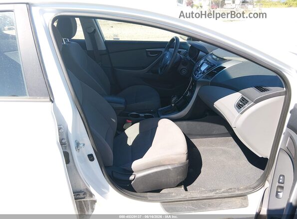 5NPDH4AE5GH762278 2016 HYUNDAI ELANTRA White Սալոնի դիմացի տեսք