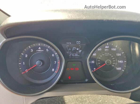 5NPDH4AE5GH778612 2016 HYUNDAI ELANTRA Red Widok zestawu wskaźników