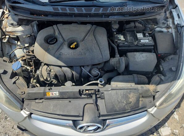 5NPDH4AE6GH698042 2016 HYUNDAI ELANTRA Silver Սալոնի հետևի տեսք