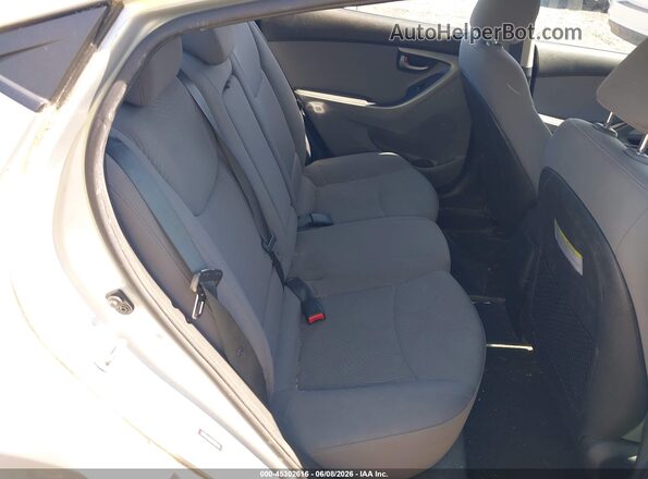 5NPDH4AE6GH797704 2016 HYUNDAI ELANTRA Серебряный 
