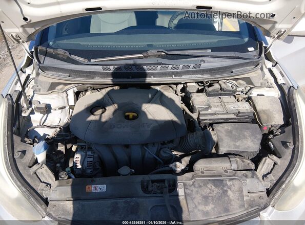 5NPDH4AE7GH696428 2016 HYUNDAI ELANTRA Серебряный Вид сзади