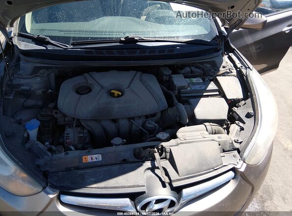 5NPDH4AE7GH698342 2016 HYUNDAI ELANTRA Champagne უკანა ხედი