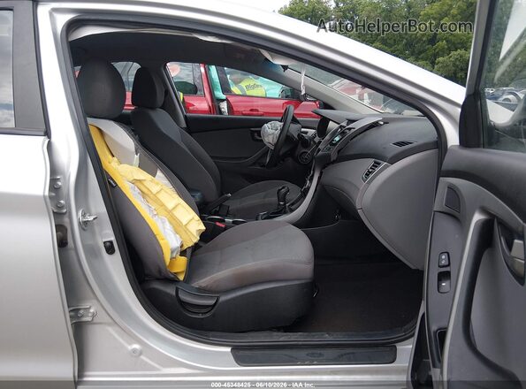 5NPDH4AE7GH705404 2016 HYUNDAI ELANTRA Silver წინა სალონის ხედი