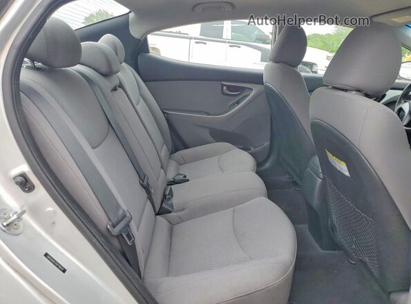 5NPDH4AE7GH718878 2016 HYUNDAI ELANTRA Silver Вид задніх сидінь