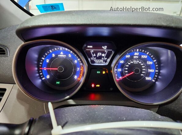 5NPDH4AE7GH745238 2016 HYUNDAI ELANTRA Blue Սարքավորումների վահանակի տեսք