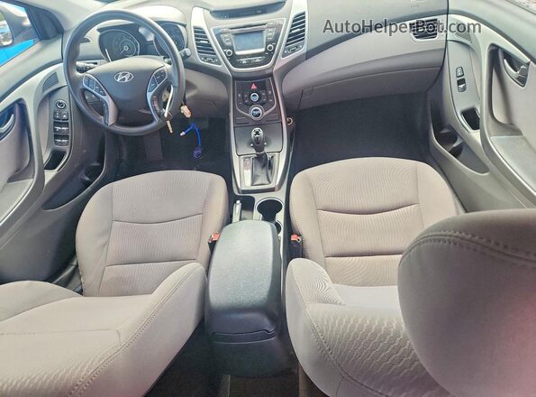 5NPDH4AE7GH771211 2016 HYUNDAI ELANTRA Серебряный Вид панели приборов