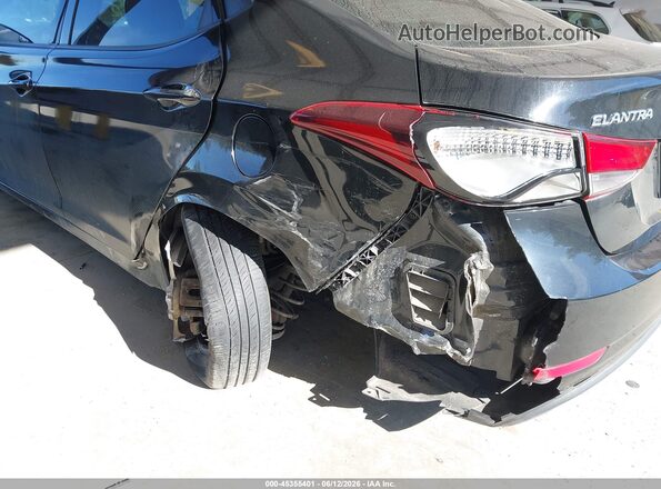 5NPDH4AE8GH659078 2016 HYUNDAI ELANTRA Черный Вид спереди