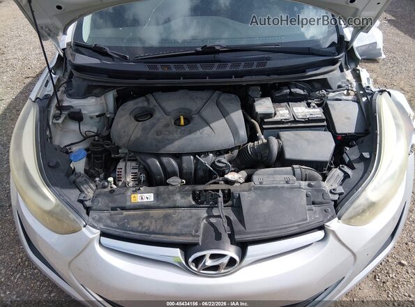 5NPDH4AE8GH709350 2016 HYUNDAI ELANTRA Silver Rear view