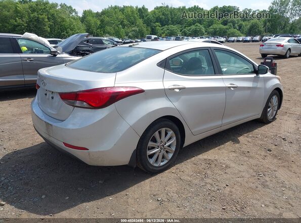 5NPDH4AE9GH722415 2016 HYUNDAI ELANTRA Silver 